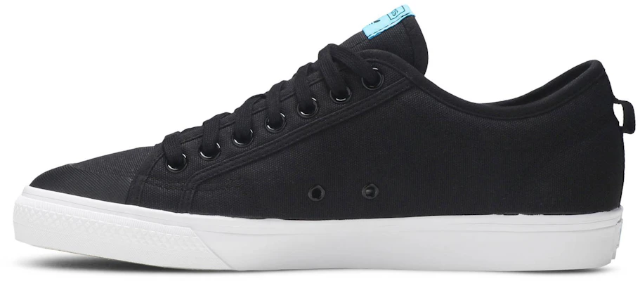 阿迪达斯 Nizza '彩色三叶草 - 黑色' FW4540 Lookbook 阿迪达斯 Nizza '彩色三叶草 - 黑色' FW4540