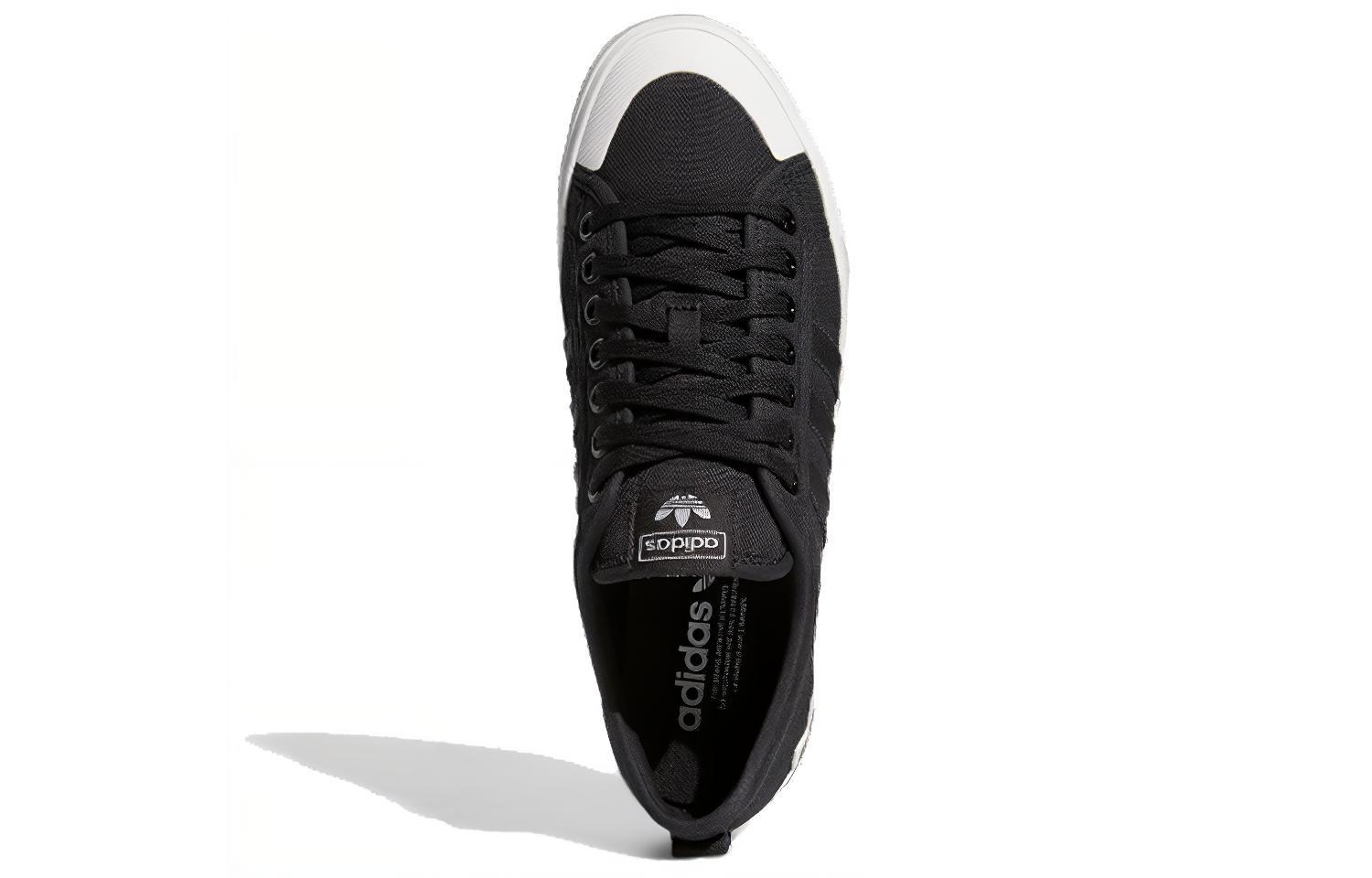 Shop adidas originals NIZZA 低筒 板鞋 男女兩用 黑晶白