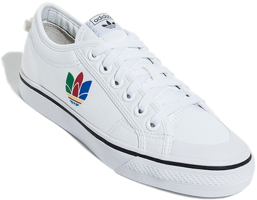 adidas originals Nizza Trefoil 防滑透氣 低筒休閒板鞋 男女同款 白色 Lookbook adidas originals Nizza Trefoil 防滑透氣 低筒休閒板鞋 男女同款 白色