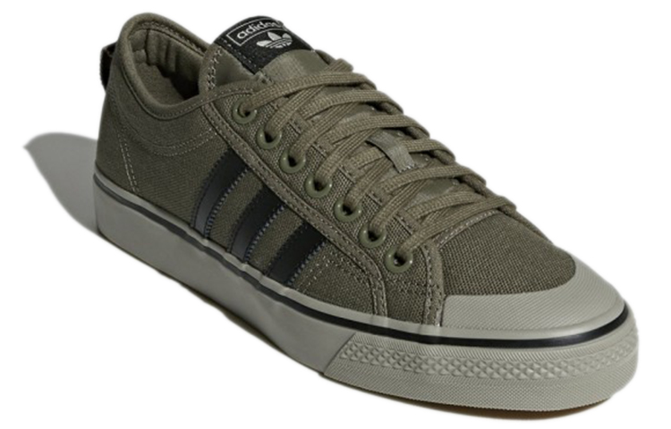 Lookbook adidas originals Nizza 舒適透氣 低筒休閒板鞋 軍綠
