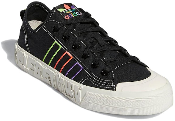 adidas Nizza Lo 'Pride' (2022) zapatillas edición orgullo LGBTQ+ GX6391 Lookbook adidas Nizza Lo 'Pride' (2022) zapatillas edición orgullo LGBTQ+ GX6391