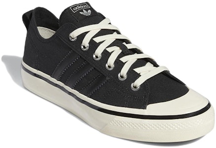 adidas Nizza RF 74 'Hitam Putih' GX8485 Lookbook adidas Nizza RF 74 'Hitam Putih' GX8485