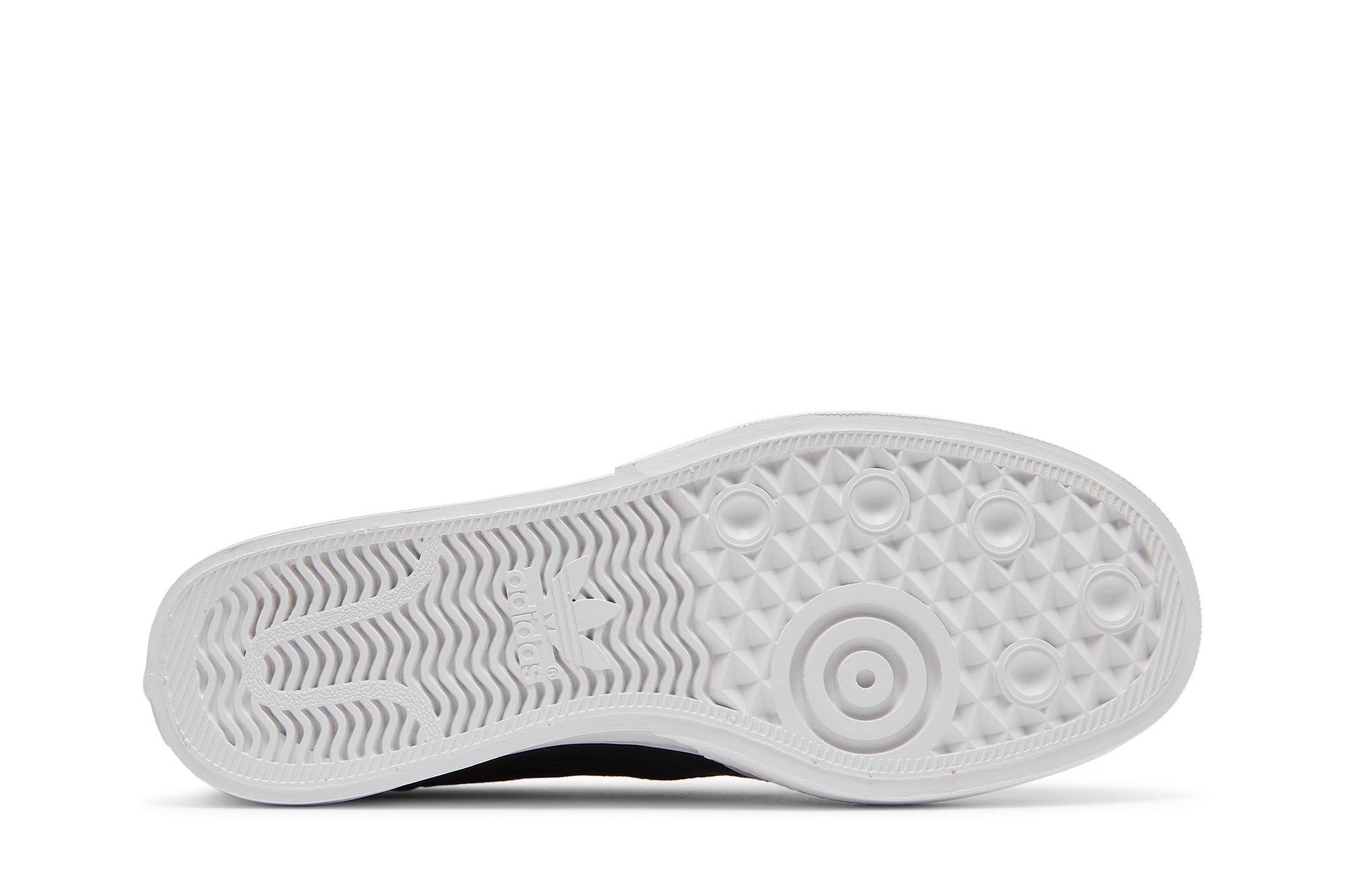 Shop 阿迪达斯 Nizza RF Slip "核心黑" S23722