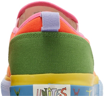 阿迪达斯 Nizza Slip-On 低帮 'Pride Pack - Love Unites' GW2421 Sizing 阿迪达斯 Nizza Slip-On 低帮 'Pride Pack - Love Unites' GW2421