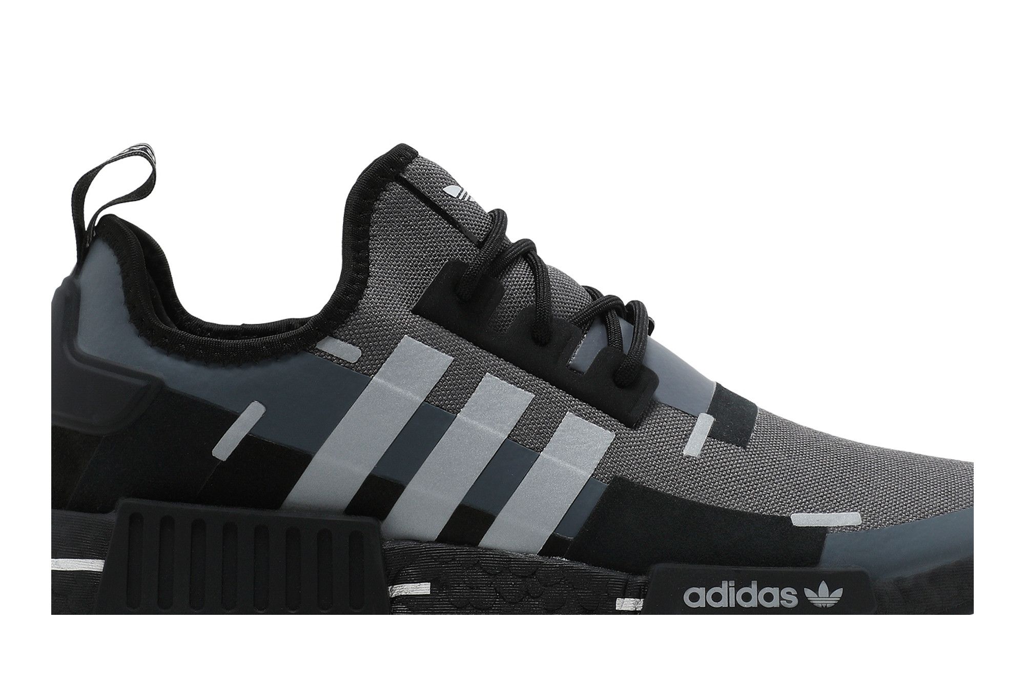 Lookbook adidas NMD_R1 '黑碳金屬' GZ7946
