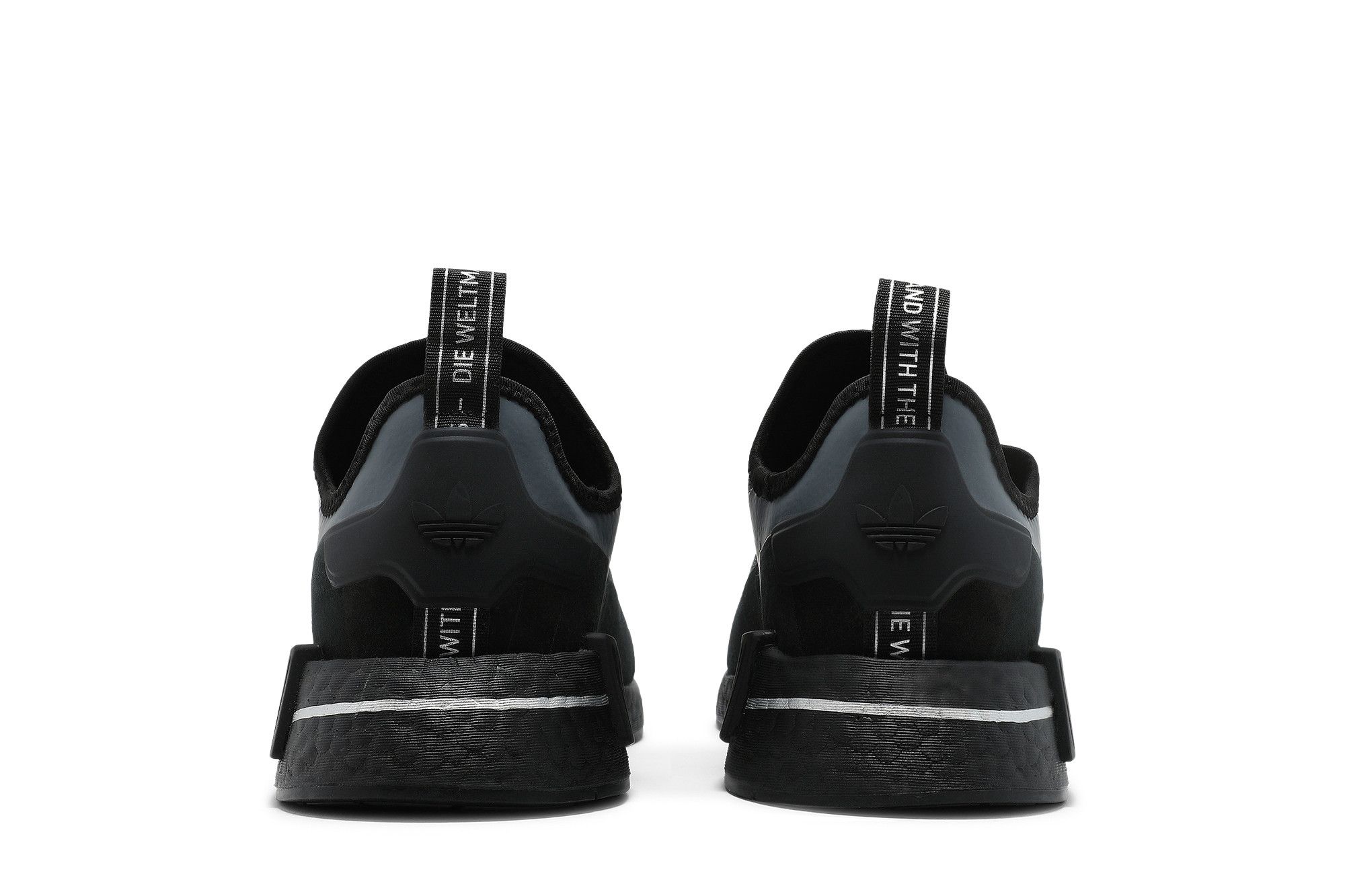 Sizing adidas NMD_R1 '黑碳金屬' GZ7946