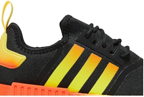 NMD_R1 ブラックオレンジイエローグラデ FZ5877 Order NMD_R1 ブラックオレンジイエローグラデ FZ5877