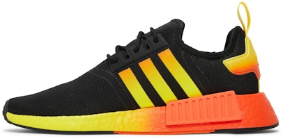 NMD_R1 ブラックオレンジイエローグラデ FZ5877 Lookbook NMD_R1 ブラックオレンジイエローグラデ FZ5877