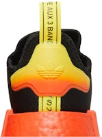 NMD_R1 ブラックオレンジイエローグラデ FZ5877 Sizing NMD_R1 ブラックオレンジイエローグラデ FZ5877