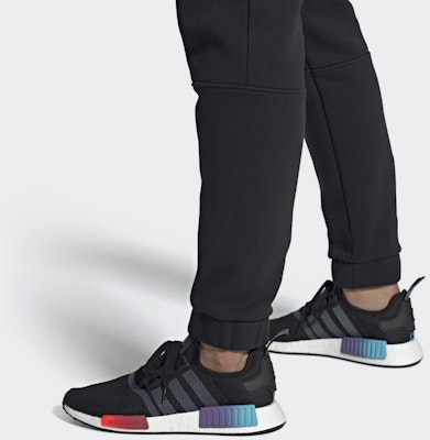 adidas NMD_R1 'Gradient' Sepatu Pria FW4365 1