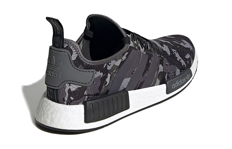 Shop 아디다스 NMD_R1 '그레이 카모 블랙' FZ0077