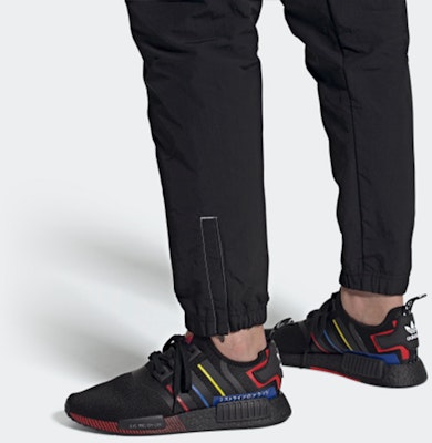 アディダス NMD_R1 オリンピックパック (黒) FY1434 Sizing アディダス NMD_R1 オリンピックパック (黒) FY1434