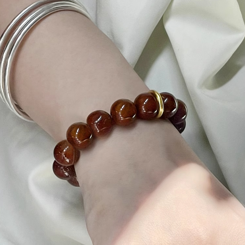 Lookbook 阿迪达斯 NMD_R1 '白黑' S24031