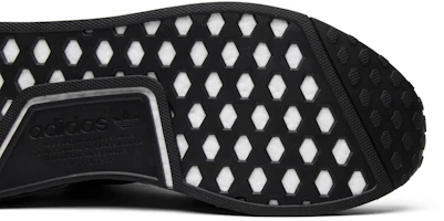 阿迪达斯 NMD_R1 PK '日本全黑' BZ0220 Purchase 阿迪达斯 NMD_R1 PK '日本全黑' BZ0220