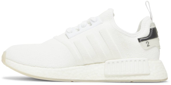 adidas NMD_R1 PK 'Triple White' Putih Triple BD7746 Lookbook adidas NMD_R1 PK 'Triple White' Putih Triple BD7746