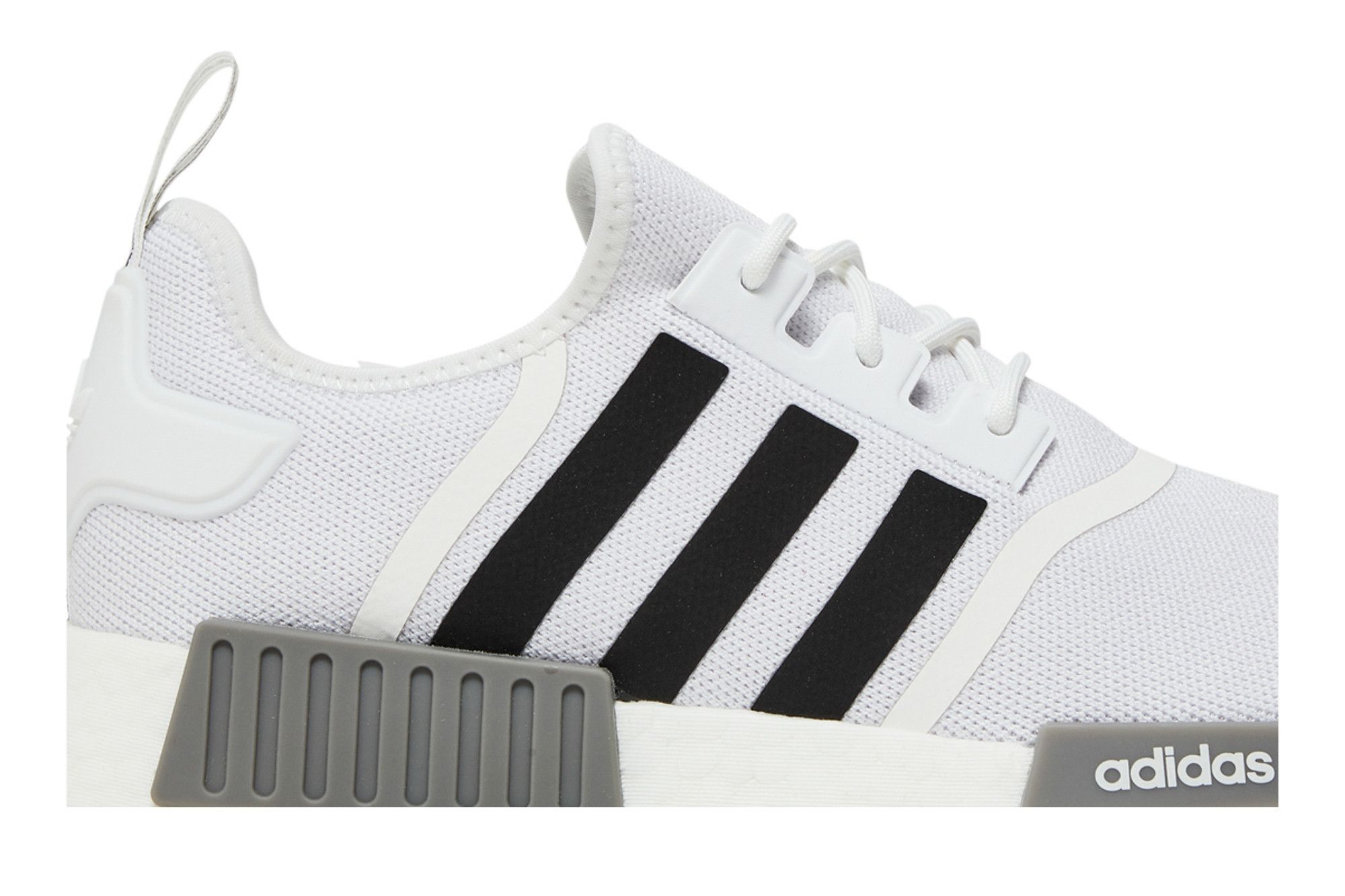 Lookbook adidas NMD R1 Primeblue 'Blanco Negro Gris' GZ9261