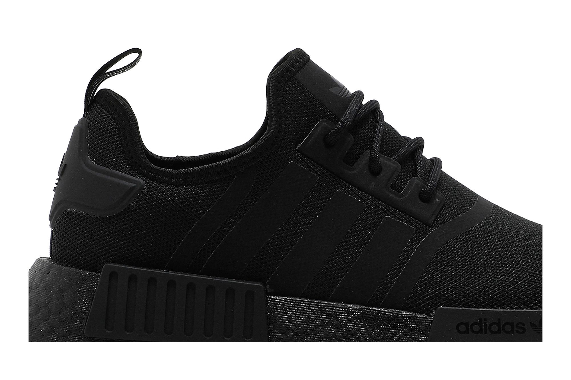 Lookbook adidas NMD R1 Primeblue Triple Black GZ9256