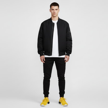 阿迪达斯 NMD_R1 Primeknit 'EQT 黄' S23749 Lookbook 阿迪达斯 NMD_R1 Primeknit 'EQT 黄' S23749