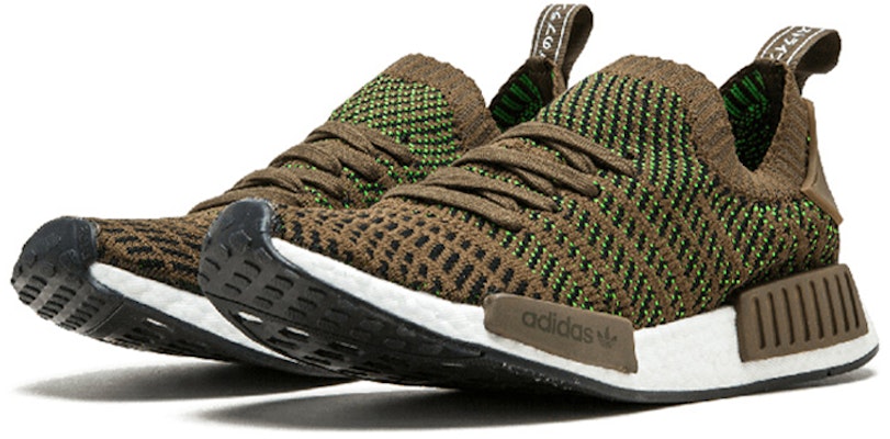 アディダス NMD_R1 STLT “トレースオリーブ” CQ2389 Lookbook アディダス NMD_R1 STLT “トレースオリーブ” CQ2389