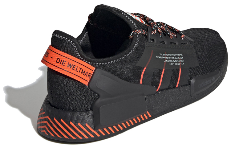 Lookbook アディダス NMD_R1 V2 "黒/ソーラーレッド" FW6409