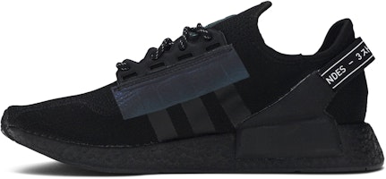 아디다스 NMD_R1 V2 '카본' (Adidas NMD_R1 V2 'Carbon') FW1961 Lookbook 아디다스 NMD_R1 V2 '카본' (Adidas NMD_R1 V2 'Carbon') FW1961