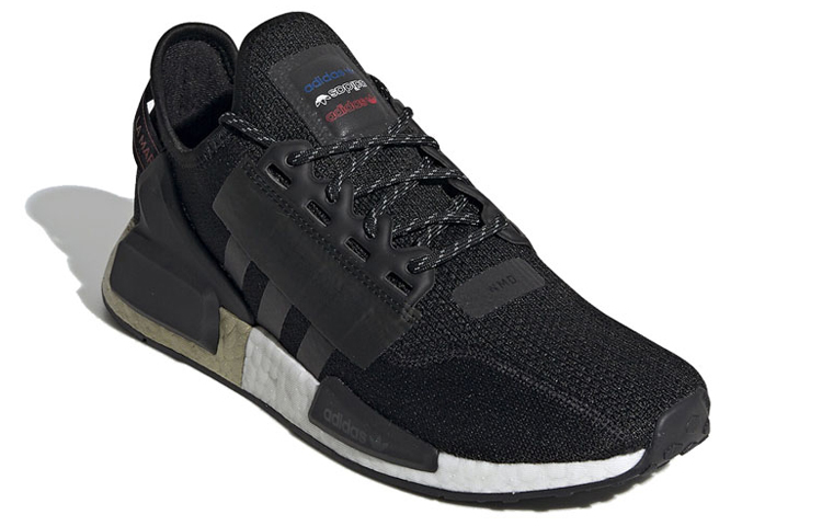 Lookbook adidas NMD_R1 V2 'Metallic Gold' FW5327