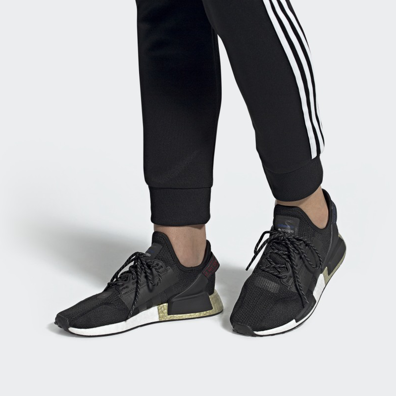 Sizing adidas NMD_R1 V2 'Metallic Gold' FW5327