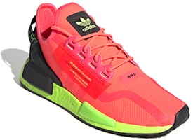 アディダス NMD_R1 V2 “ウォーターメロン ピンク” FY5919 Lookbook アディダス NMD_R1 V2 “ウォーターメロン ピンク” FY5919