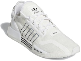 아디다스 NMD_R1 V2 '화이트 블랙' GZ1999 GZ1999 Lookbook 아디다스 NMD_R1 V2 '화이트 블랙' GZ1999 GZ1999