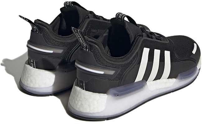 阿迪达斯 NMD_V3 '黑白' HP9833 Shop 阿迪达斯 NMD_V3 '黑白' HP9833