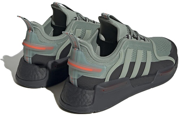 阿迪达斯 NMD_V3 '银绿色碳色' HQ4444 Shop 阿迪达斯 NMD_V3 '银绿色碳色' HQ4444