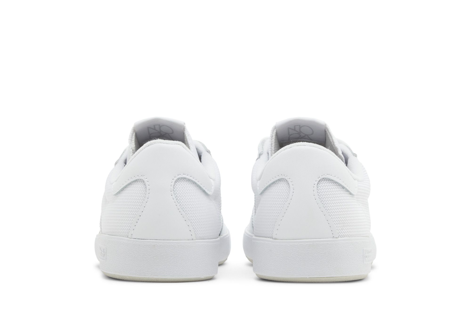 Details for 愛迪達 Nora '白金屬' HP9739