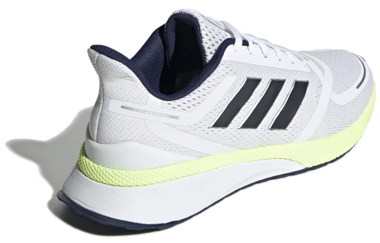 Lookbook adidas Nova Run 白灰黃