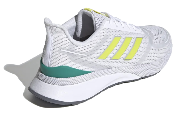Lookbook adidas Nova Run Grigio/Bianco/Giallo EG3164
