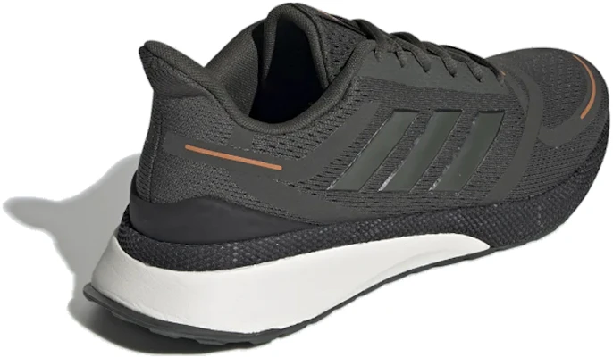 adidas Nova Run Khaki Zwart EE9259 Lookbook adidas Nova Run Khaki Zwart EE9259