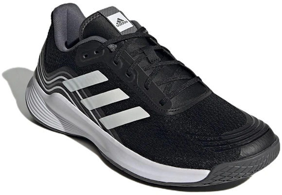 아디다스 노바플라이트 '블랙 화이트' (Adidas Novaflight 'Black White') GX1264 Lookbook 아디다스 노바플라이트 '블랙 화이트' (Adidas Novaflight 'Black White') GX1264