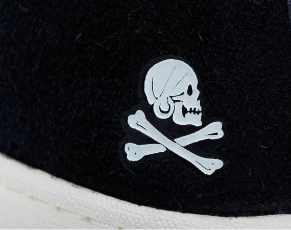 Shop 阿迪达斯官方中帮 80S 'Neighborhood x Undftd' 球鞋 M22694