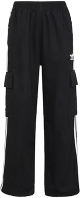 adidas Originals 三條紋多口袋運動長褲 黑色運動休閒褲。 H09117 Lookbook adidas Originals 三條紋多口袋運動長褲 黑色運動休閒褲。 H09117