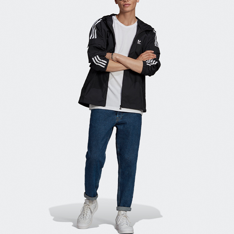 Shop Adidas Originals Sudadera Chaqueta 3-Stripes Loose Fit para Pista. GN3475