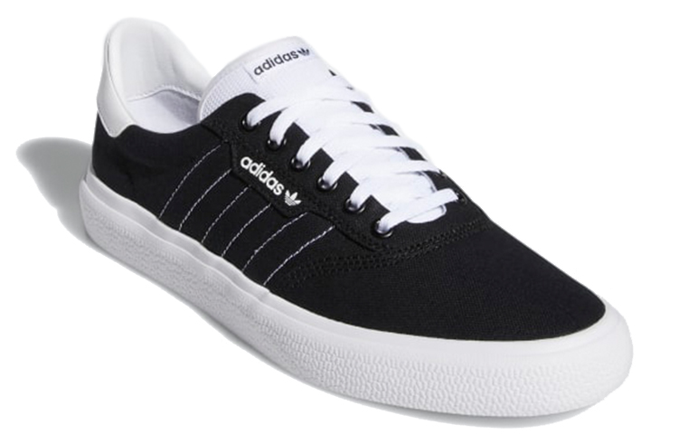 Lookbook adidas Originals 3MC ''Zwart Wit'' EE6090