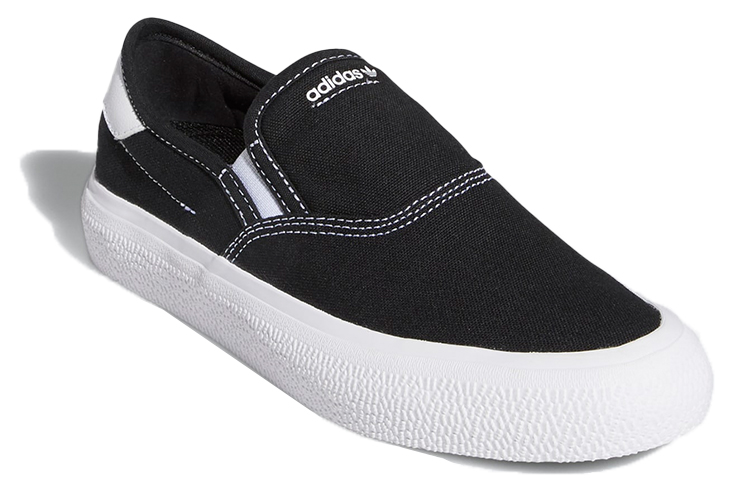 Lookbook adidas Originals 3MC Schoenen Zwart/Wit FV5137