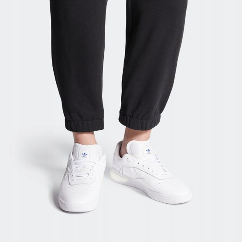 Sizing adidas Originals 3ST.004 'Putih' FV5951