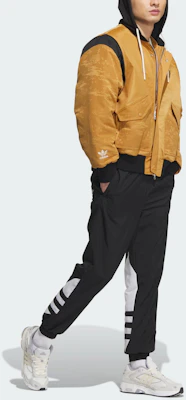 adidas Originals × FEIFEI RUAN 棕色印花拉鍊連帽外套 IX4233 Shop adidas Originals × FEIFEI RUAN 棕色印花拉鍊連帽外套 IX4233