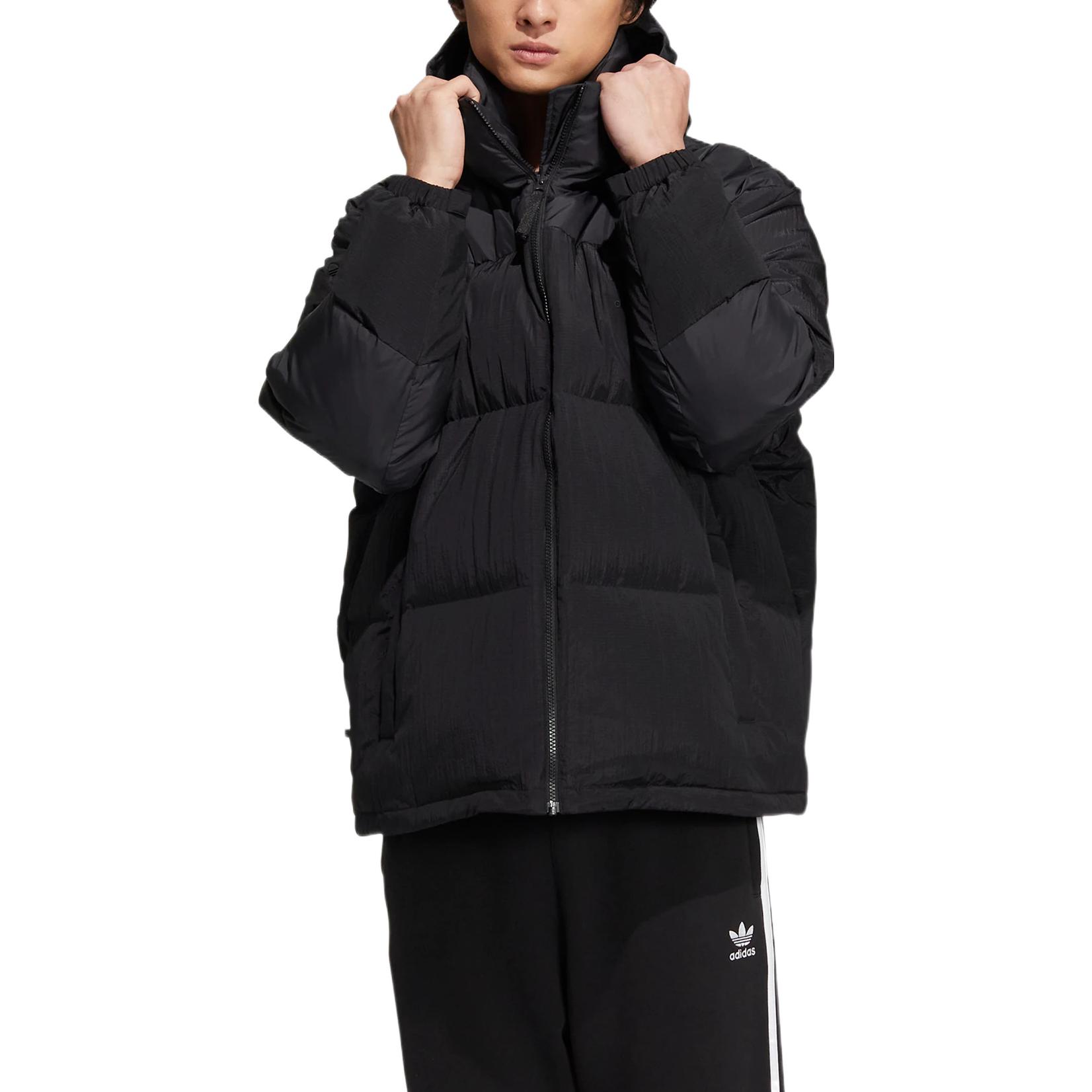 Lookbook アディダスオリジナルズ ブラック グースダウン ロゴ フーデッド パファージャケット IC3561