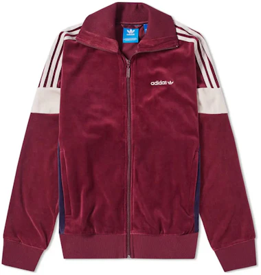 Jaket Track adidas Originals Logo Merah dengan 3 Garis. BR2284 Order Jaket Track adidas Originals Logo Merah dengan 3 Garis. BR2284