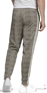 아디다스 오리지널 레트로 체크 무늬 스트레이트 핏 캐주얼 팬츠 - 그레이. ED6137 Shop 아디다스 오리지널 레트로 체크 무늬 스트레이트 핏 캐주얼 팬츠 - 그레이. ED6137