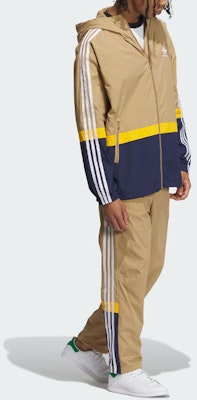 adidas Originals Straight-Leg Track Pants Khaki Three-Stripes Design IN0999 Purchase adidas Originals Straight-Leg Track Pants Khaki Three-Stripes Design IN0999