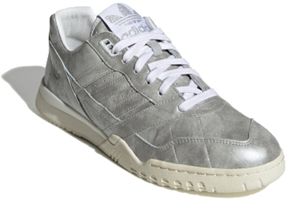 adidas originals A.R. Trainer 'Abu-abu Perak' EE5378 Order adidas originals A.R. Trainer 'Abu-abu Perak' EE5378