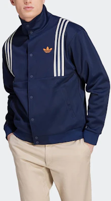 adidas Originals Adicolor 70s Retro Jaket Track Navy Blue Logo IP6978 Lookbook adidas Originals Adicolor 70s Retro Jaket Track Navy Blue Logo IP6978