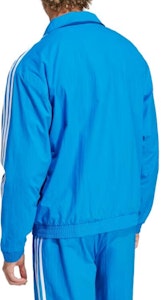 adidas Originals Adicolor 藍色復古條紋拉鍊運動外套。 IT2496 Shop adidas Originals Adicolor 藍色復古條紋拉鍊運動外套。 IT2496